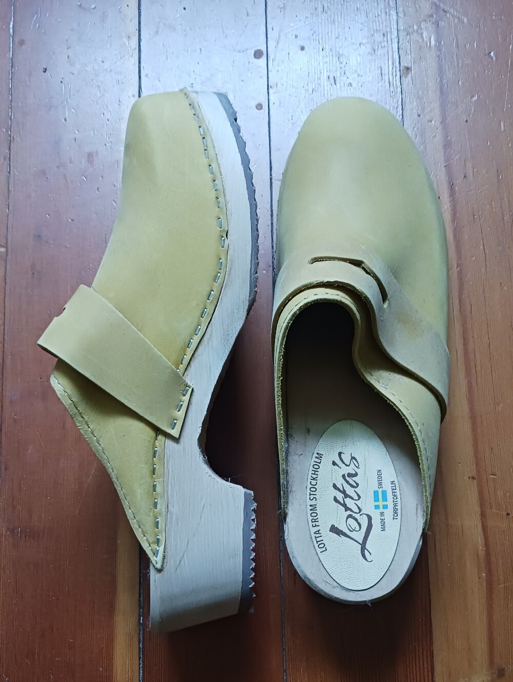Lotta From Stockholm Yellow Leather Clog - Slip-On Comfort